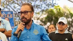 Martínez no reconoce el triunfo de Farid y acusa fraude e intervención