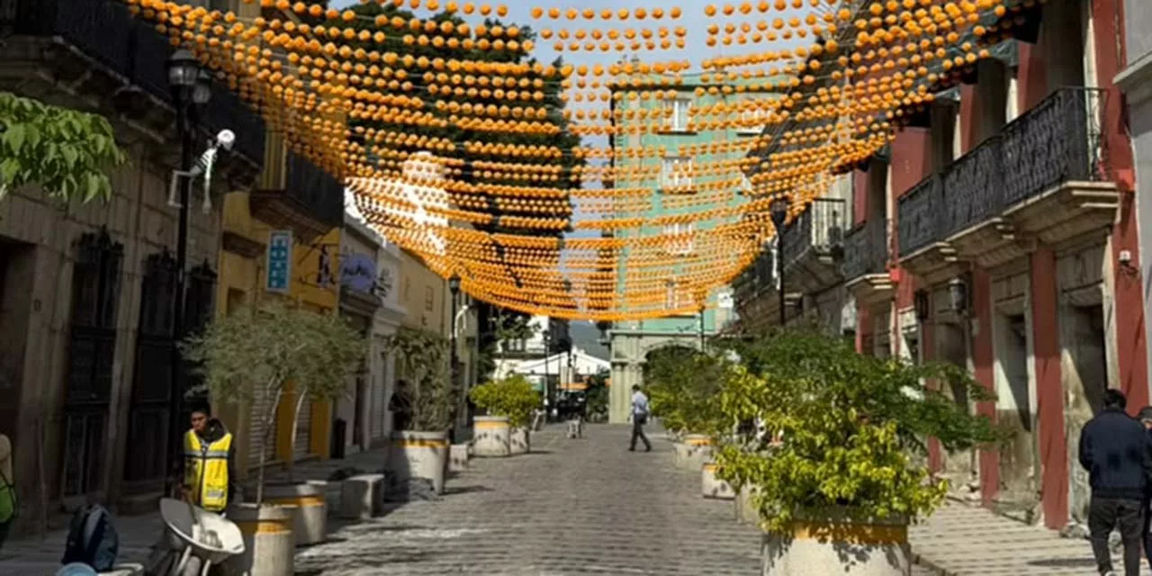 ¿Más de 5 millones en adornos? Oaxaca licita la decoración del Día de Muertos y el costo aún no se confirma