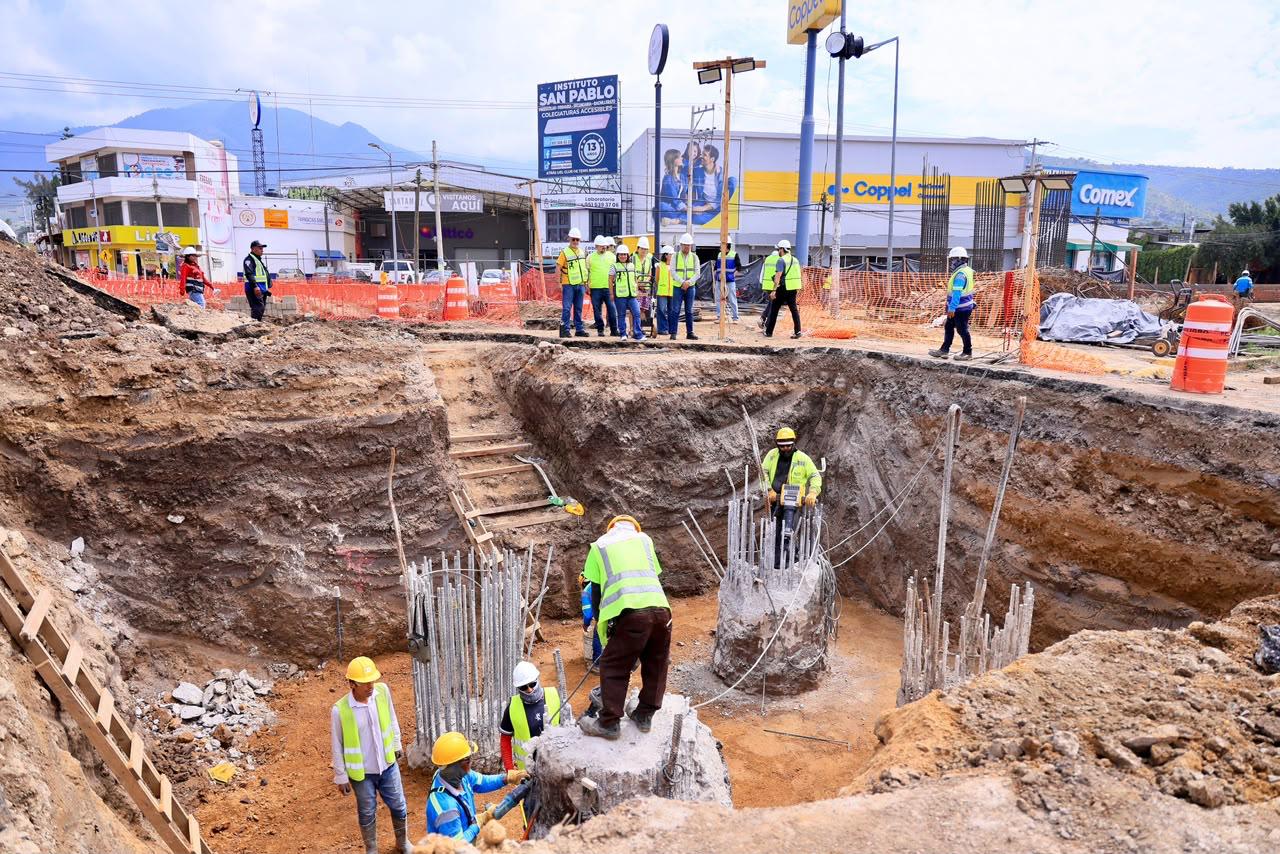 Municipio explica el proceso de descabece de pilotes en el Paso a Desnivel Monumento a Benito Juárez