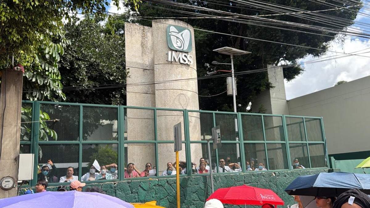 Sin insumos ni sueldos dignos: estalla inconformidad en el sector salud